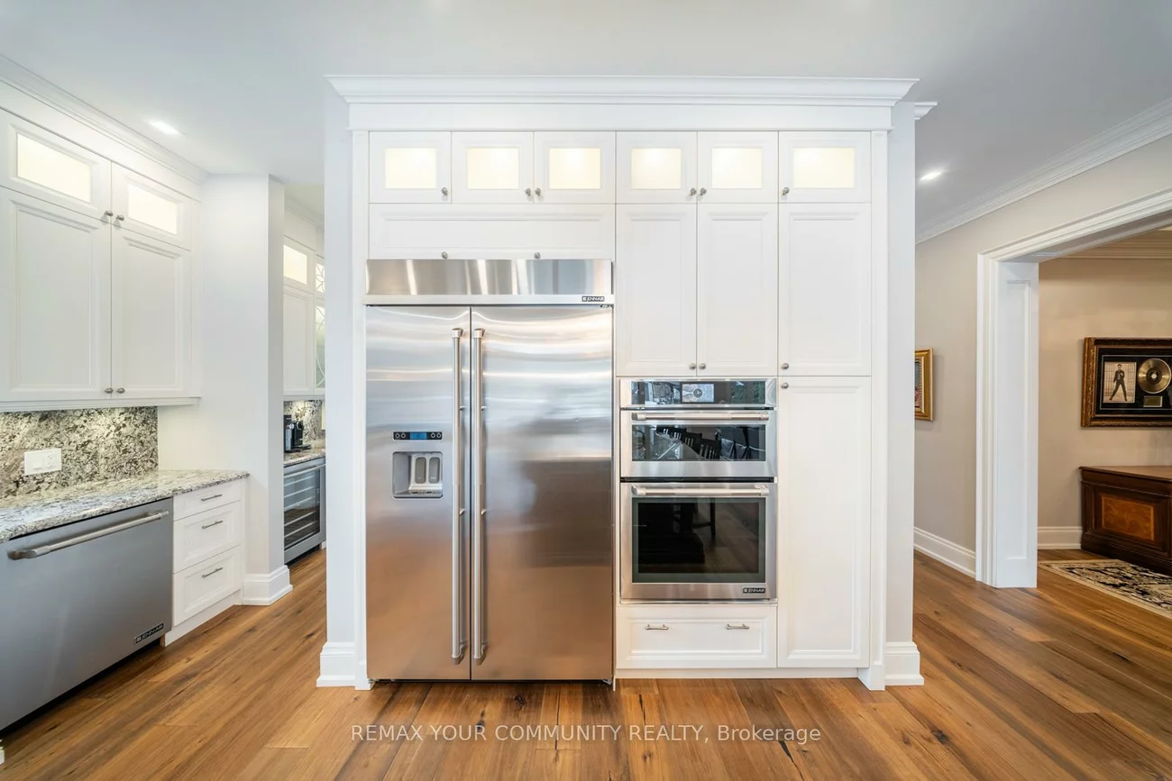 1551, Warland, 1017 - SW Southwest, Oakville