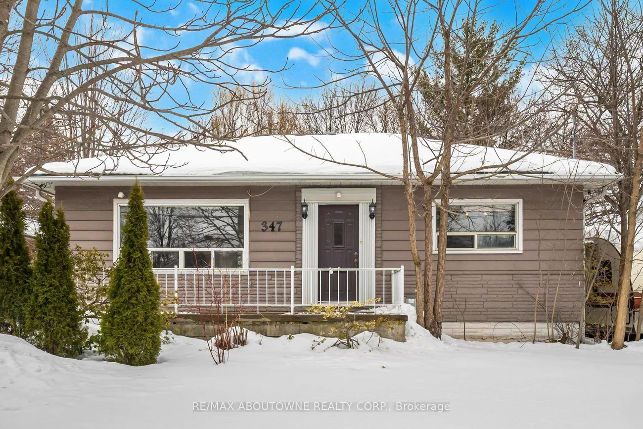 347, Queen Mary, 1002 - CO Central, Oakville