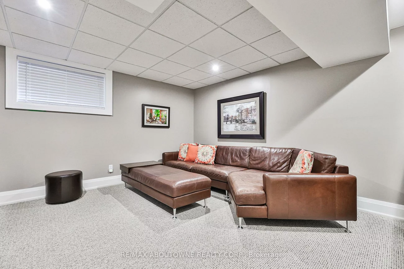 283, Jennings, 1001 - BR Bronte, Oakville