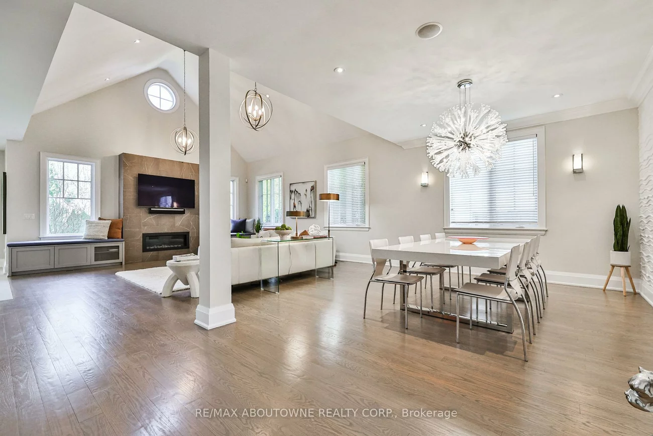 283, Jennings, 1001 - BR Bronte, Oakville