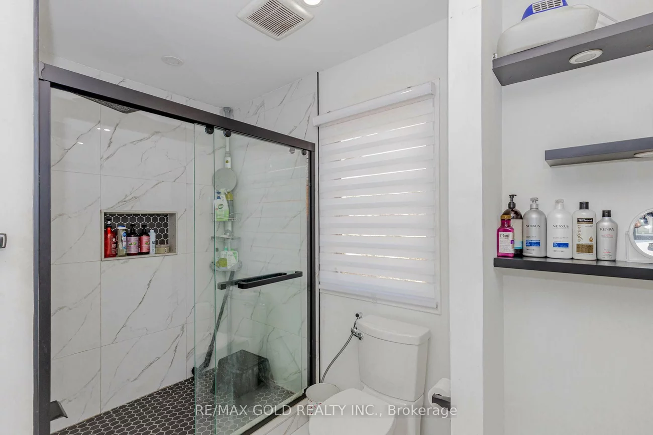 1156, Westview, 1022 - WT West Oak Trails, Oakville