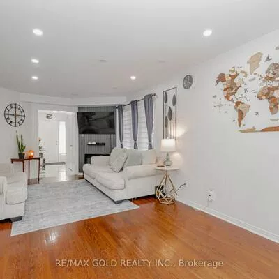 1156, Westview, 1022 - WT West Oak Trails, Oakville