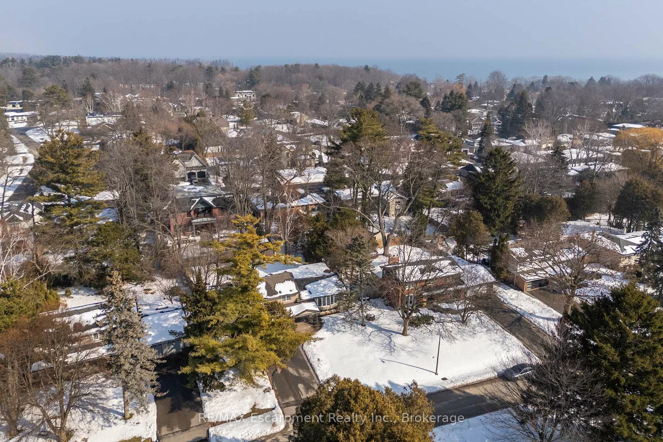 165, Walby, 1017 - SW Southwest, Oakville