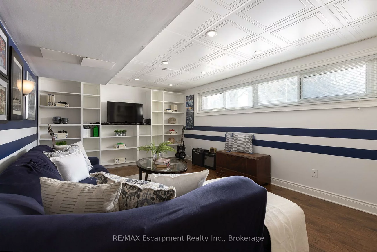 165, Walby, 1017 - SW Southwest, Oakville