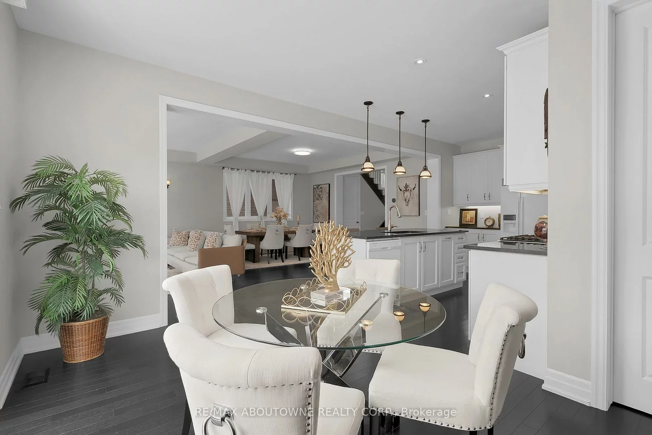 282, Bethpage, 1008 - GO Glenorchy, Oakville