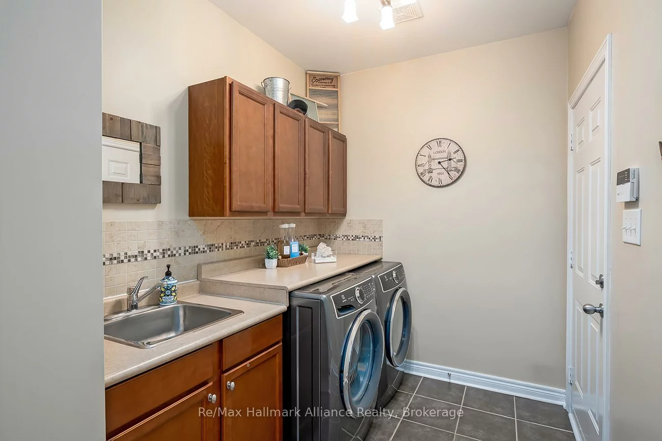 2489, Whistling Springs, 1019 - WM Westmount, Oakville