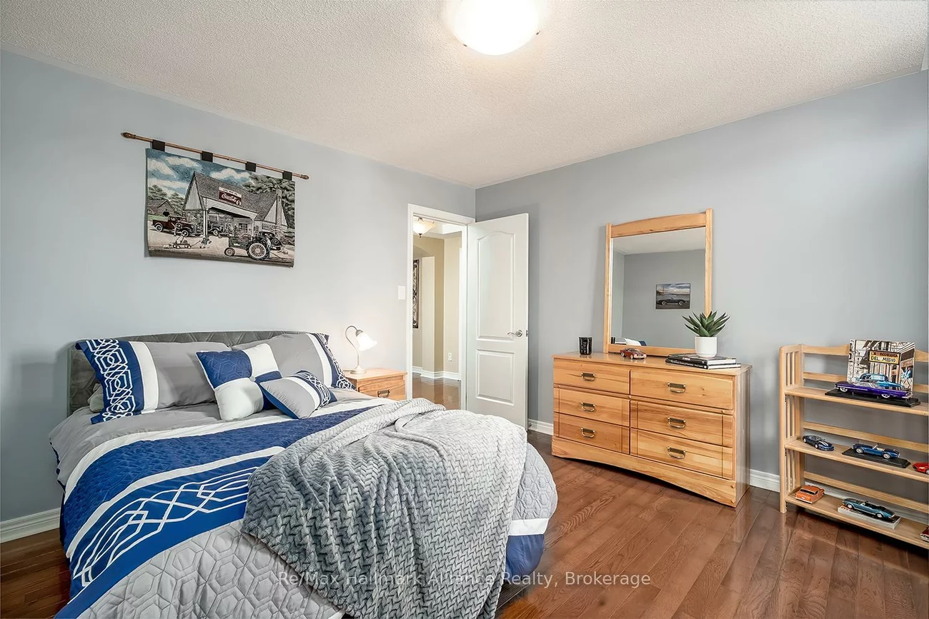 2489, Whistling Springs, 1019 - WM Westmount, Oakville