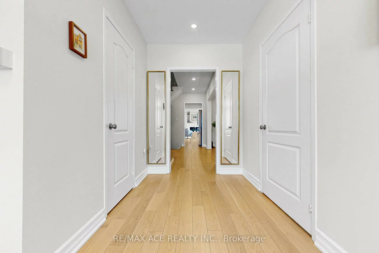 2081, Frontier, 1022 - WT West Oak Trails, Oakville