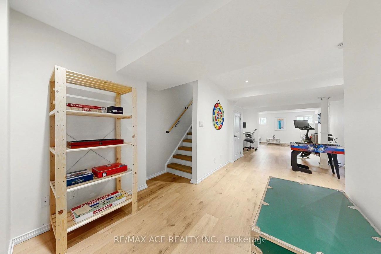 2081, Frontier, 1022 - WT West Oak Trails, Oakville