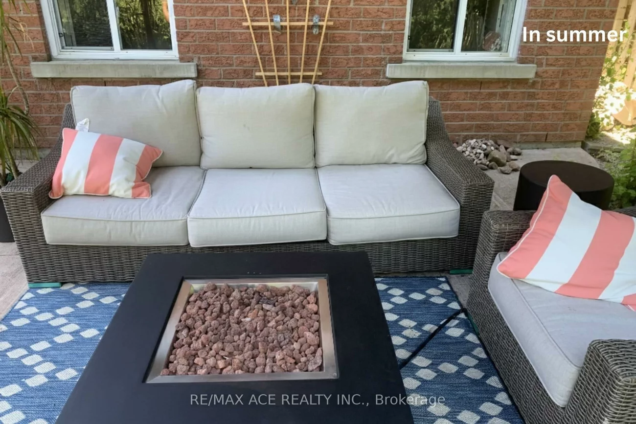 2081, Frontier, 1022 - WT West Oak Trails, Oakville