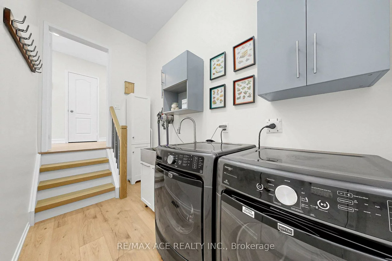 2081, Frontier, 1022 - WT West Oak Trails, Oakville