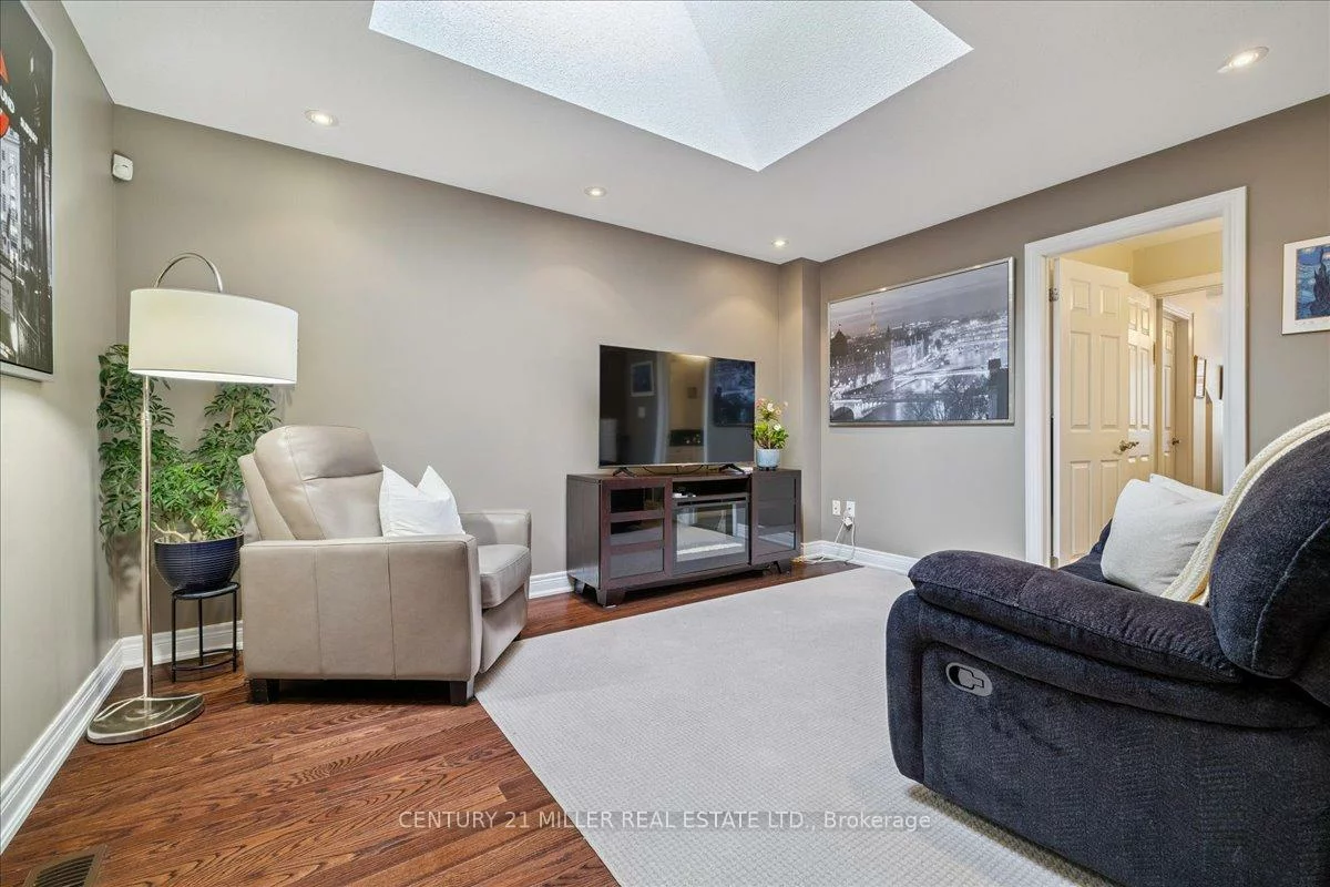 3353, Liptay, 1000 - BC Bronte Creek, Oakville