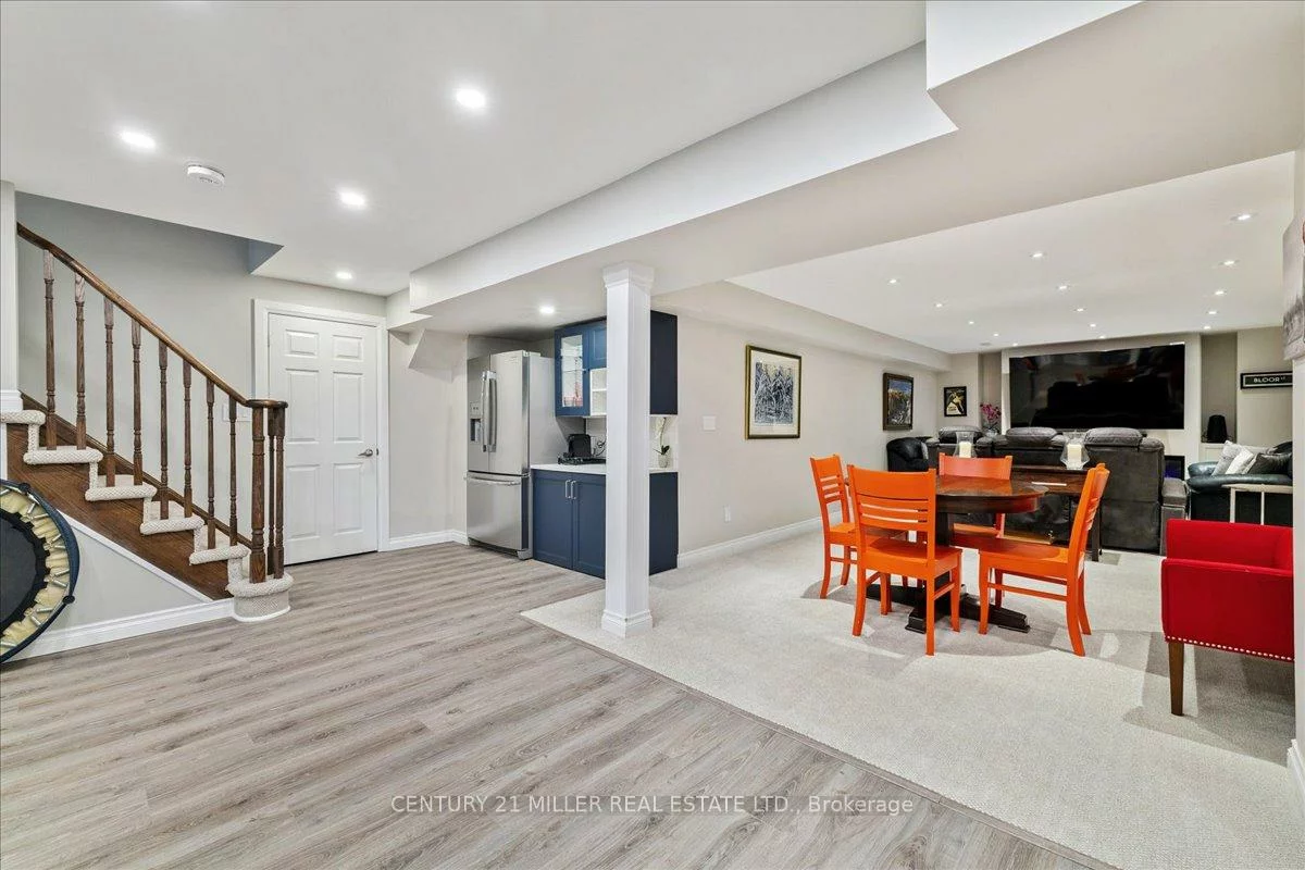 3353, Liptay, 1000 - BC Bronte Creek, Oakville