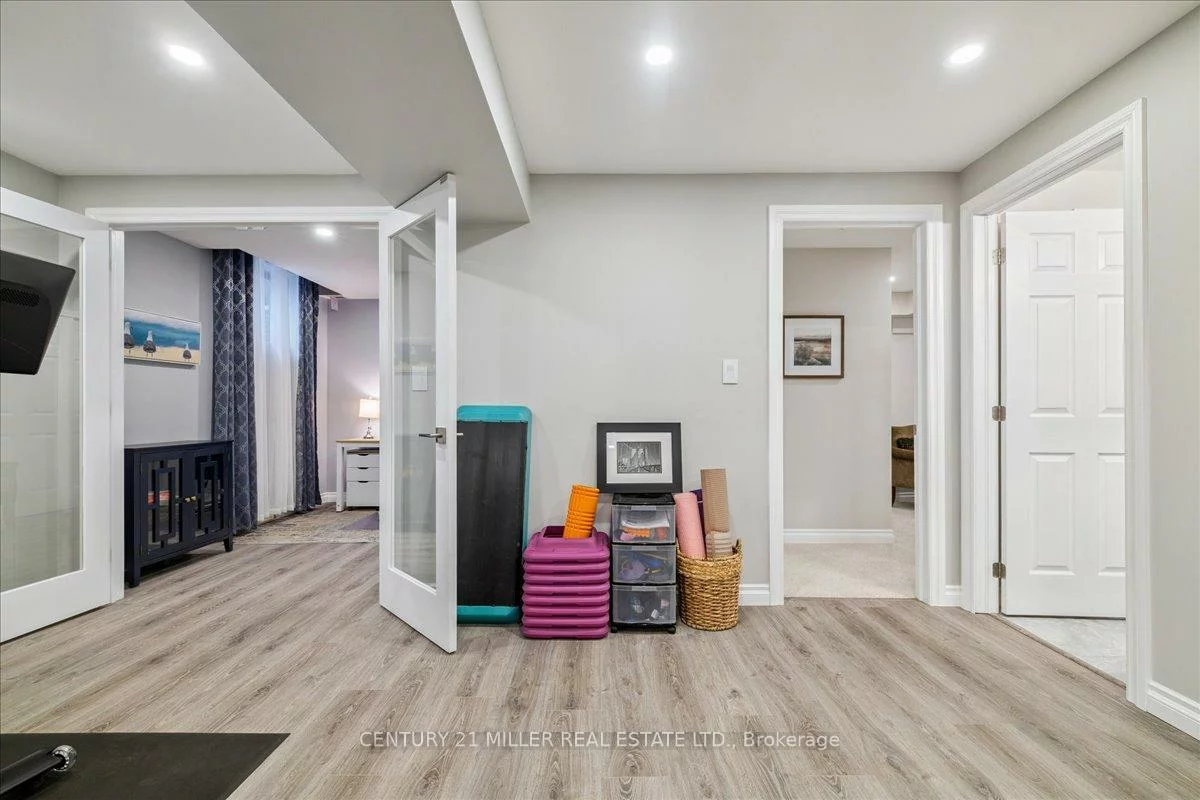 3353, Liptay, 1000 - BC Bronte Creek, Oakville