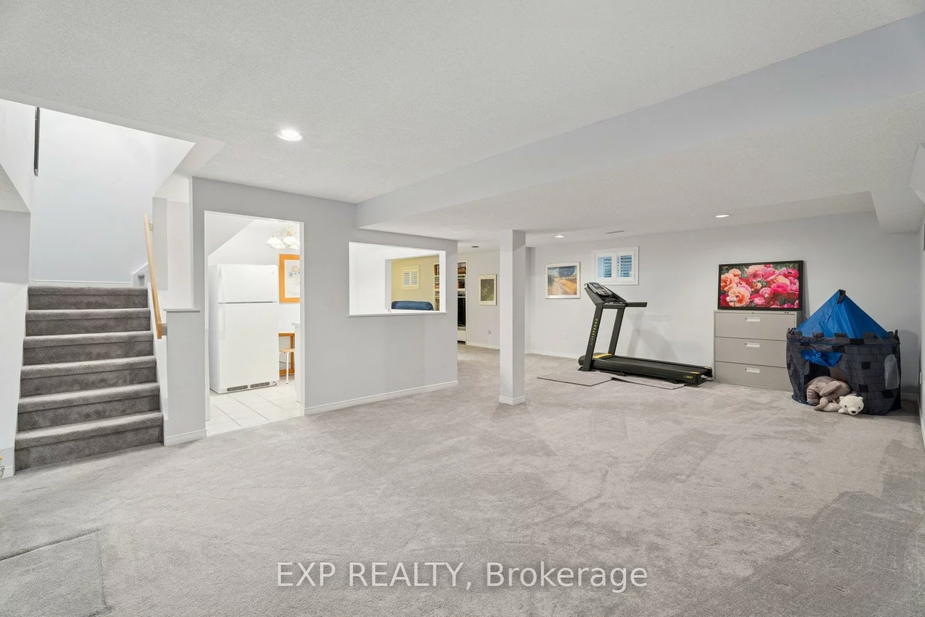 209, Nottingham, 1003 - CP College Park, Oakville