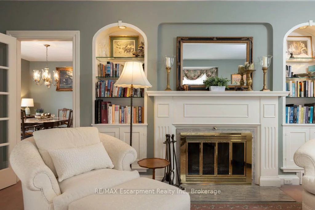 74, Howard, 1013 - OO Old Oakville, Oakville