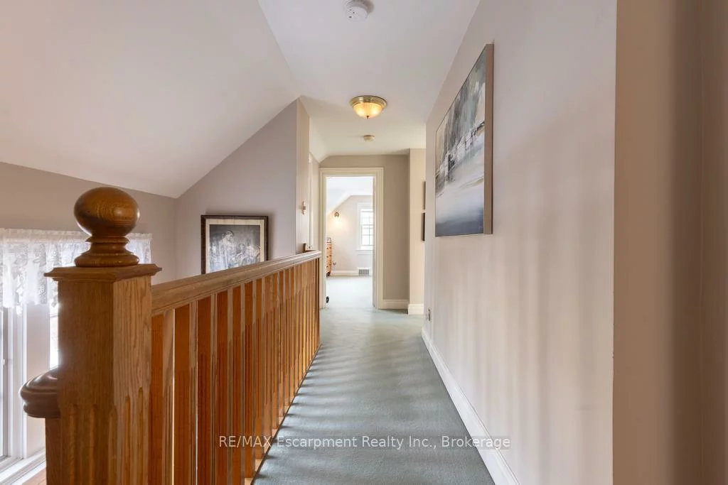 74, Howard, 1013 - OO Old Oakville, Oakville