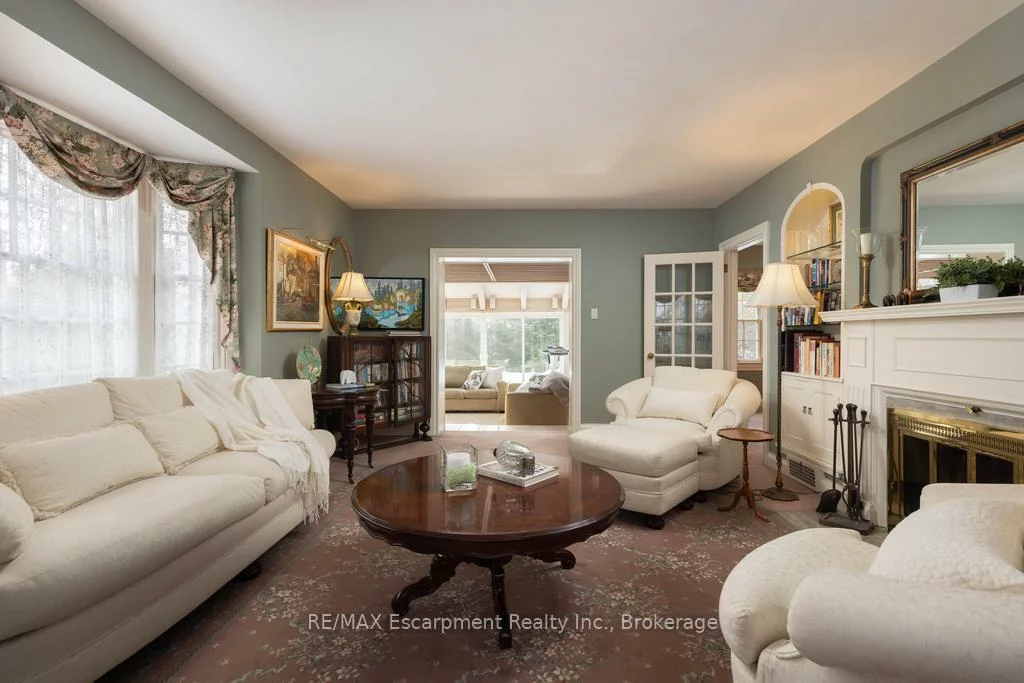 74, Howard, 1013 - OO Old Oakville, Oakville