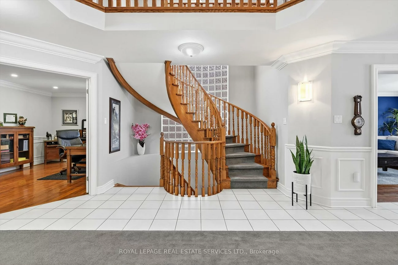 2017, Peak, 1015 - RO River Oaks, Oakville