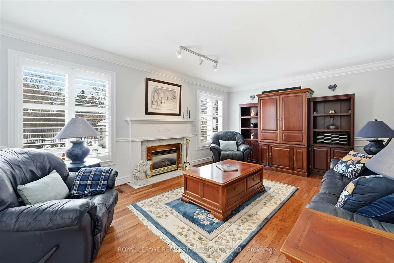 2017, Peak, 1015 - RO River Oaks, Oakville