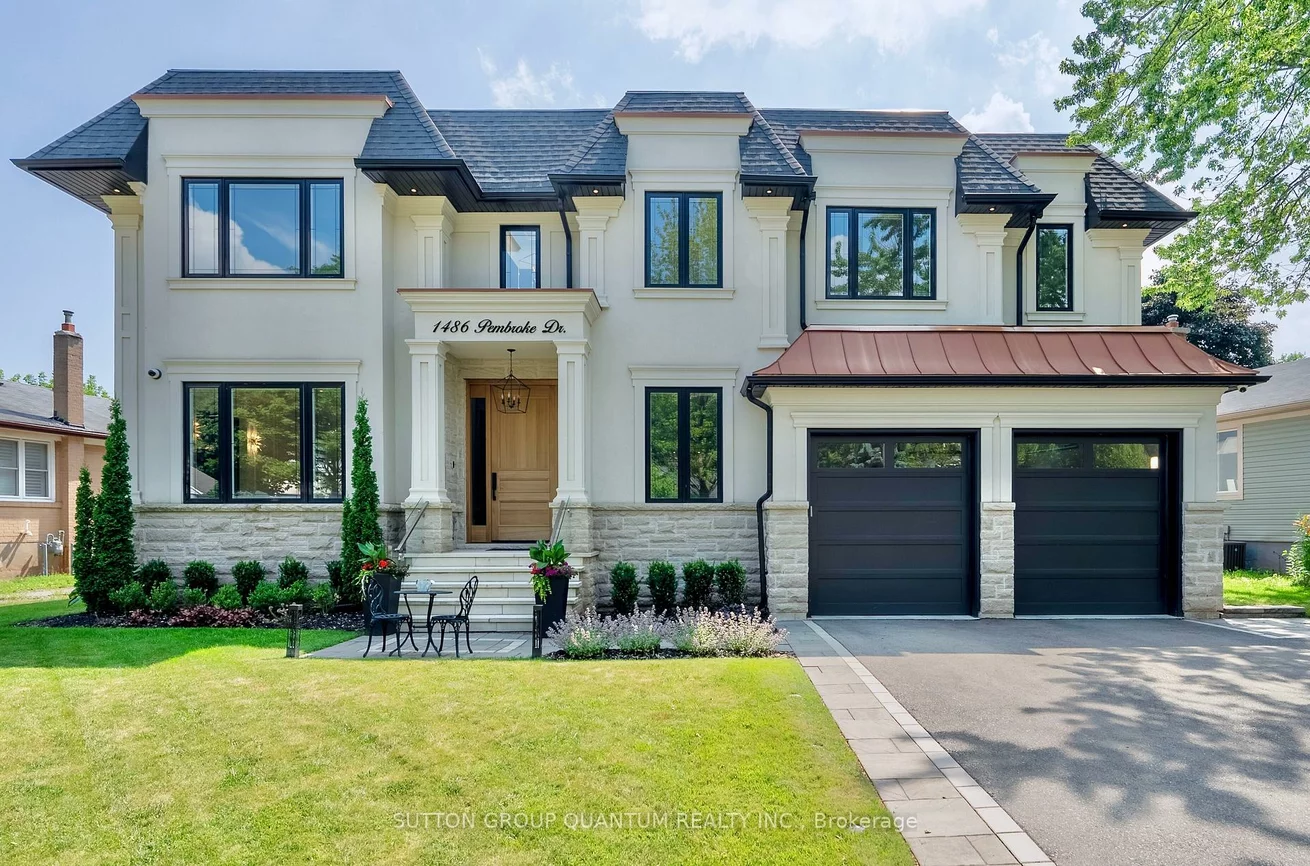 1486, Pembroke, 1003 - CP College Park, Oakville