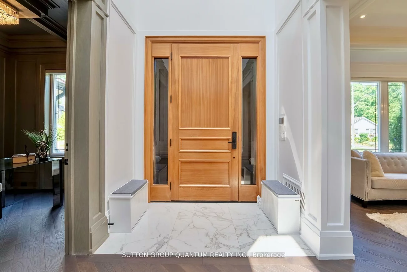 1486, Pembroke, 1003 - CP College Park, Oakville