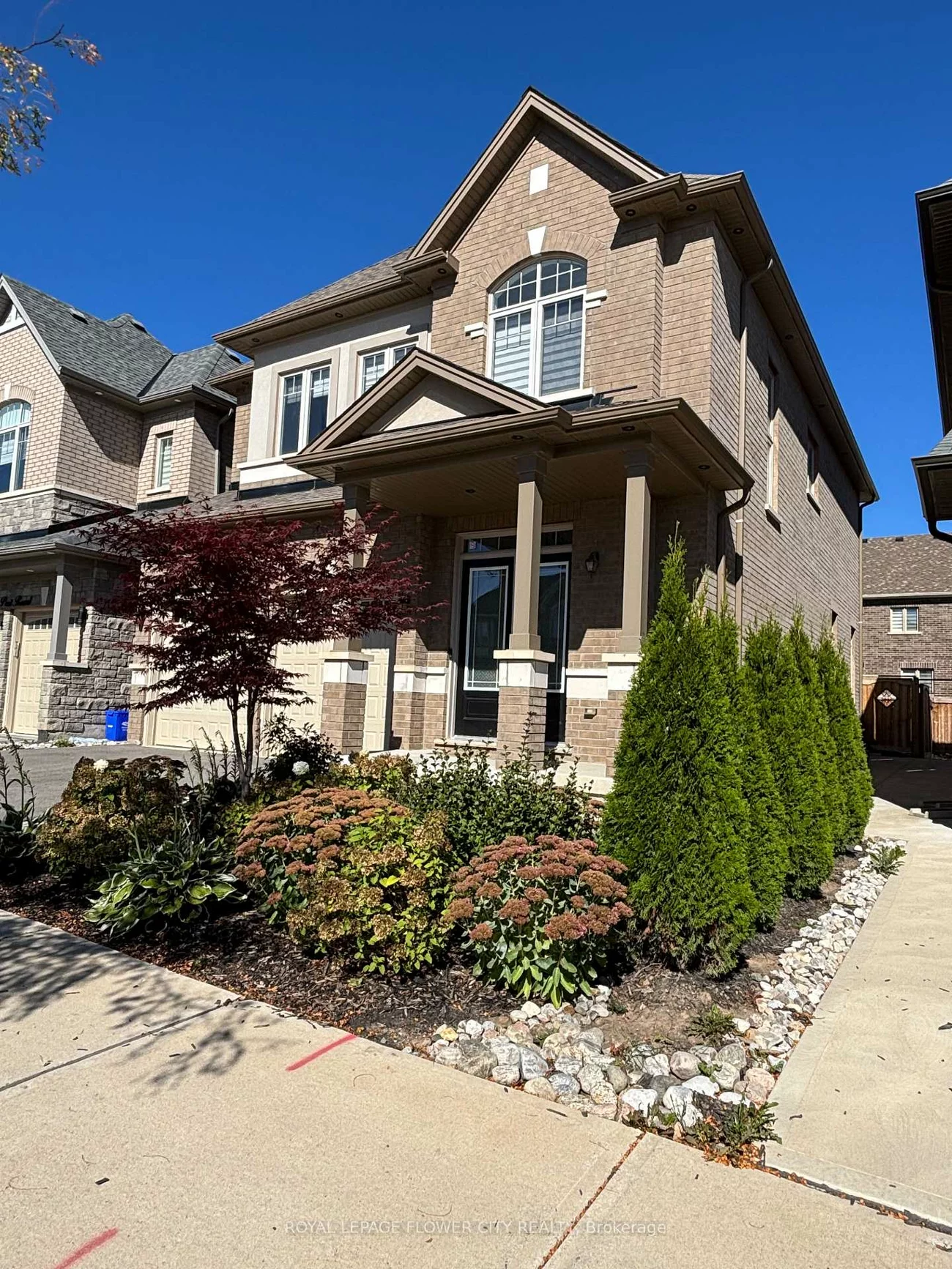 3379, Post, 1008 - GO Glenorchy, Oakville