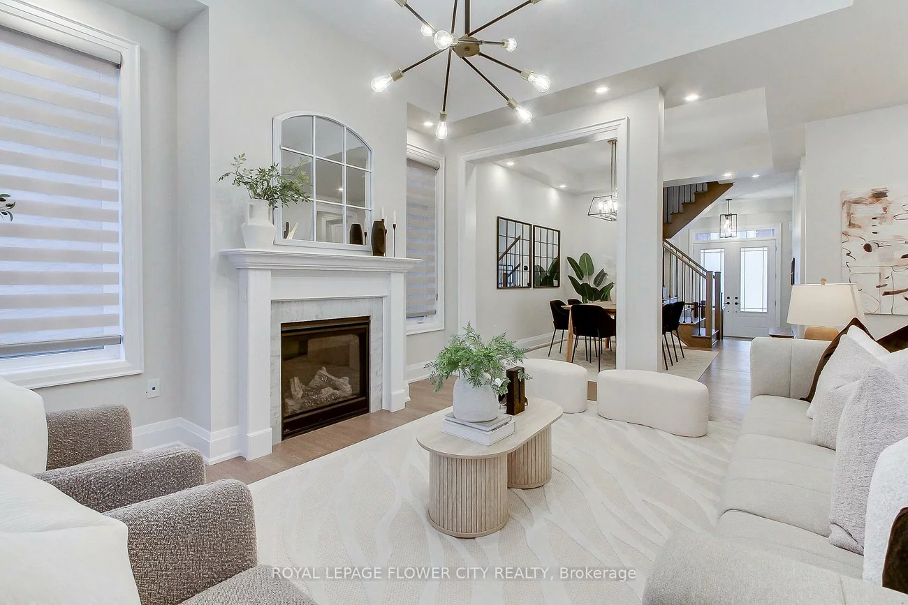 3379, Post, 1008 - GO Glenorchy, Oakville