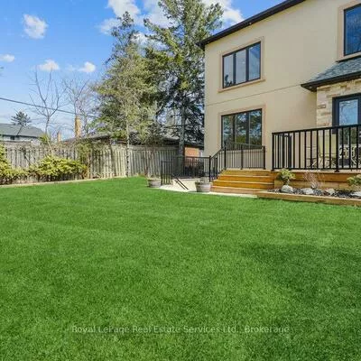 1211, Pinegrove, 1020 - WO West, Oakville