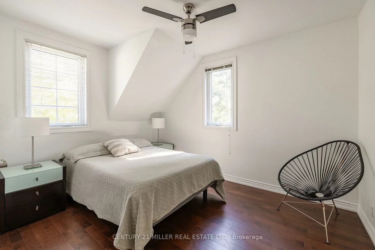 76, Brock, 1002 - CO Central, Oakville