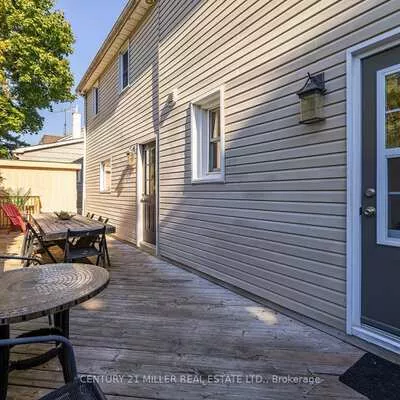 76, Brock, 1002 - CO Central, Oakville