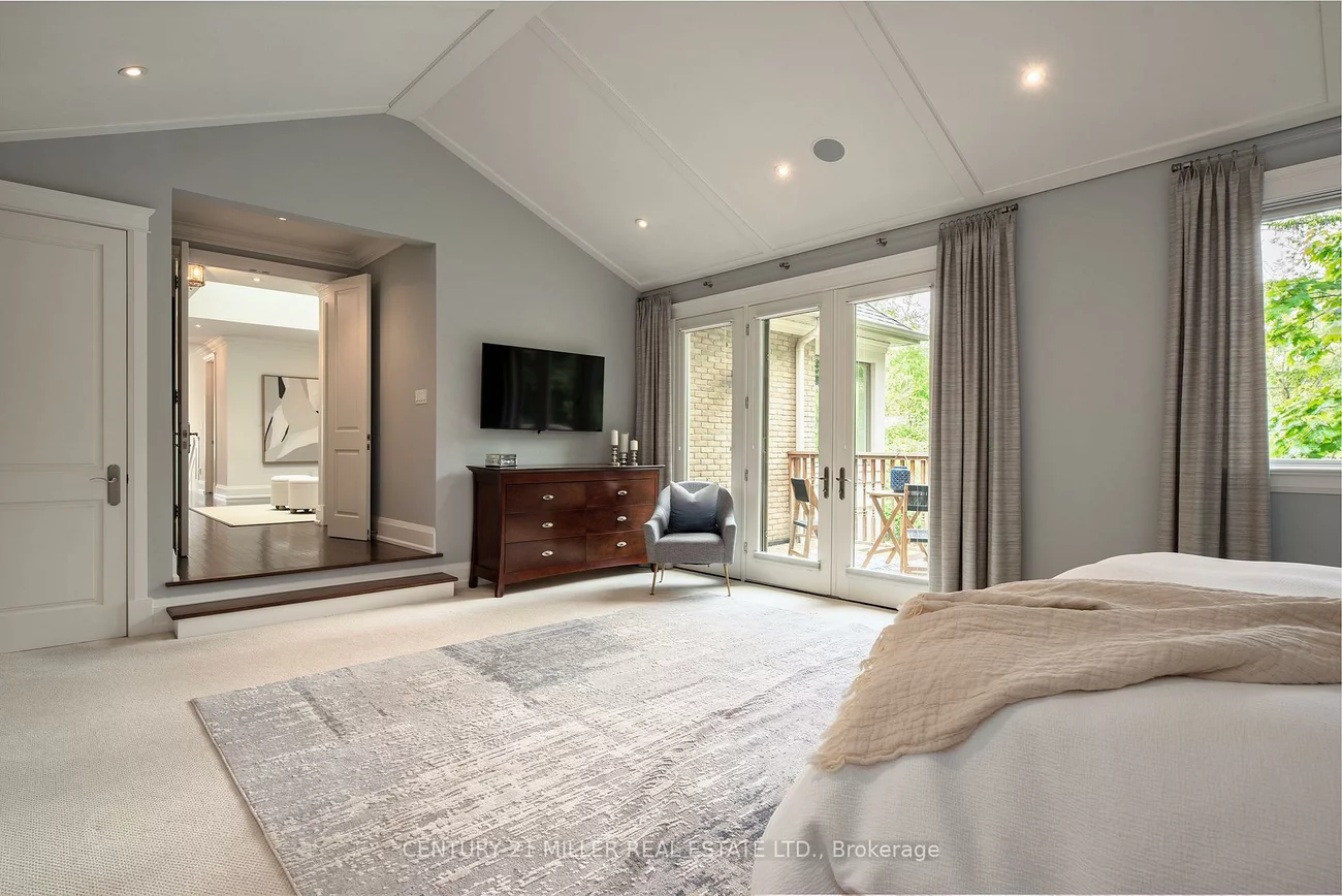 209, Donessle, 1011 - MO Morrison, Oakville