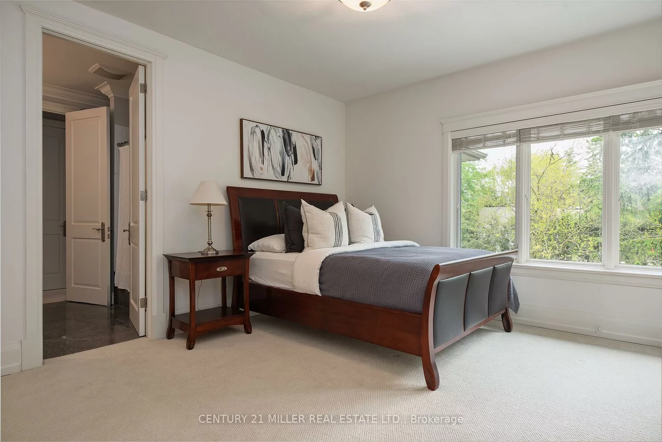 209, Donessle, 1011 - MO Morrison, Oakville
