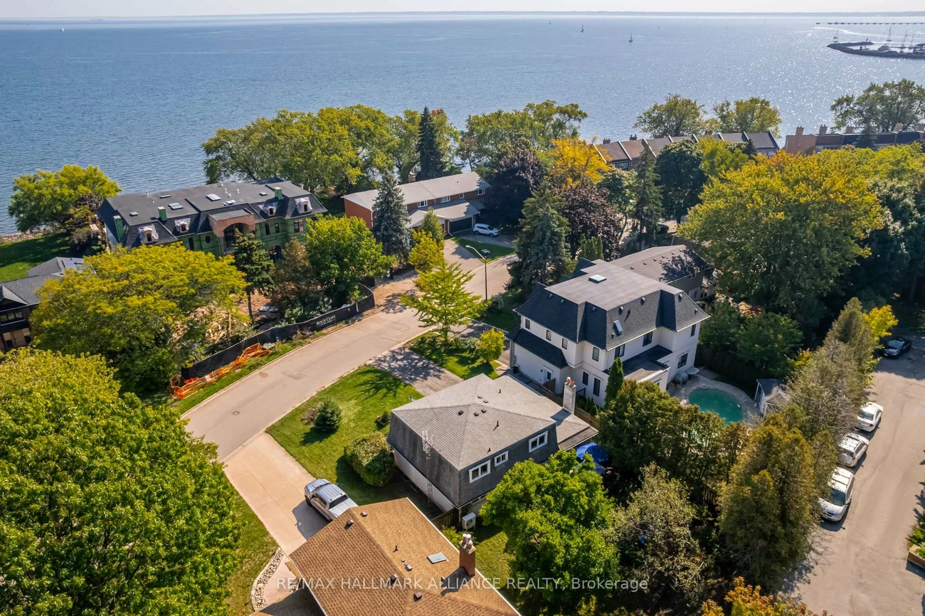 2033, Water's Edge, 1001 - BR Bronte, Oakville
