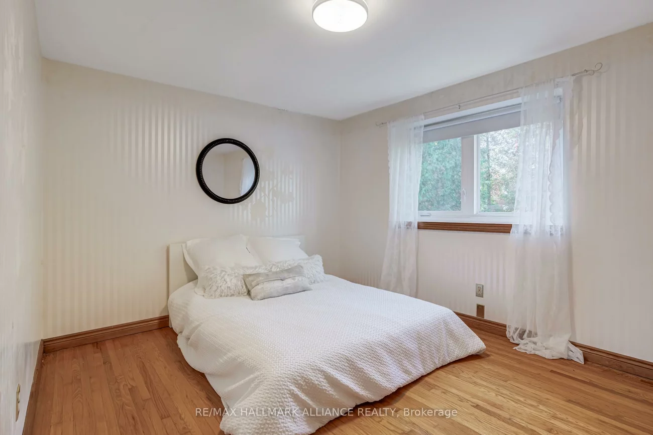 2033, Water's Edge, 1001 - BR Bronte, Oakville