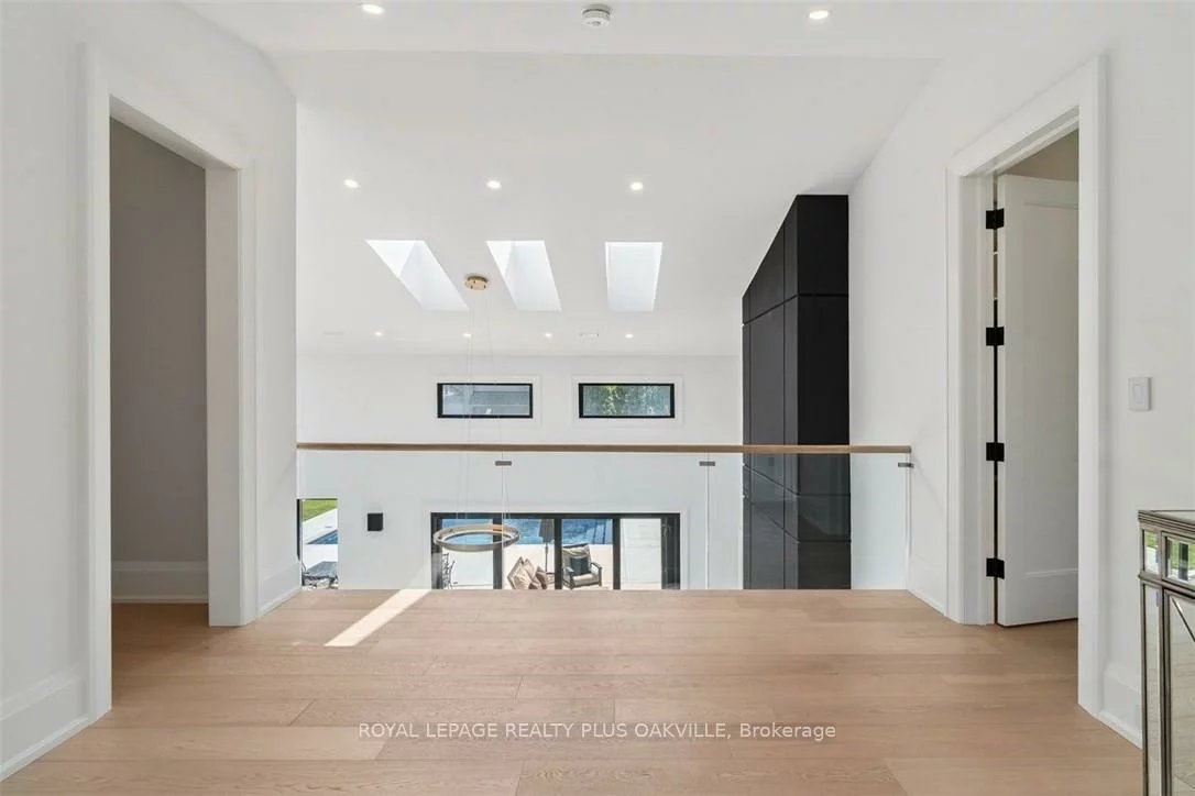 234, Walby, 1017 - SW Southwest, Oakville