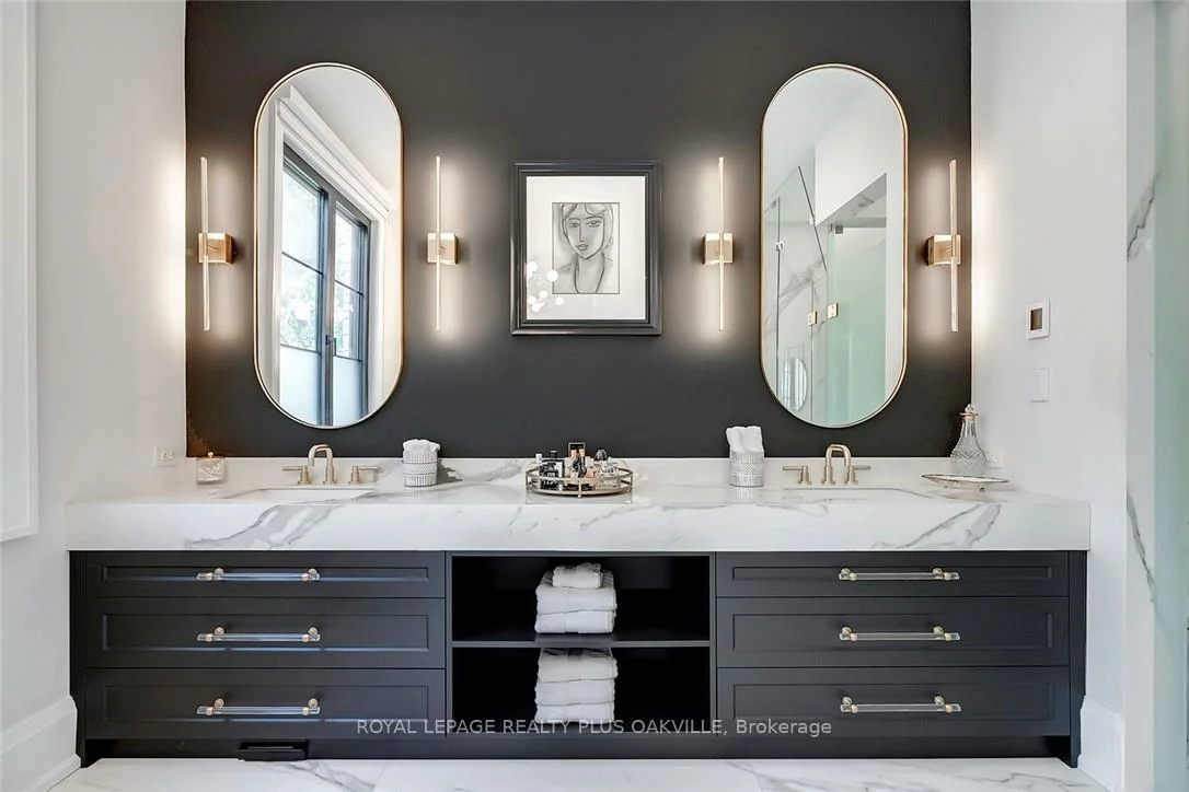 234, Walby, 1017 - SW Southwest, Oakville