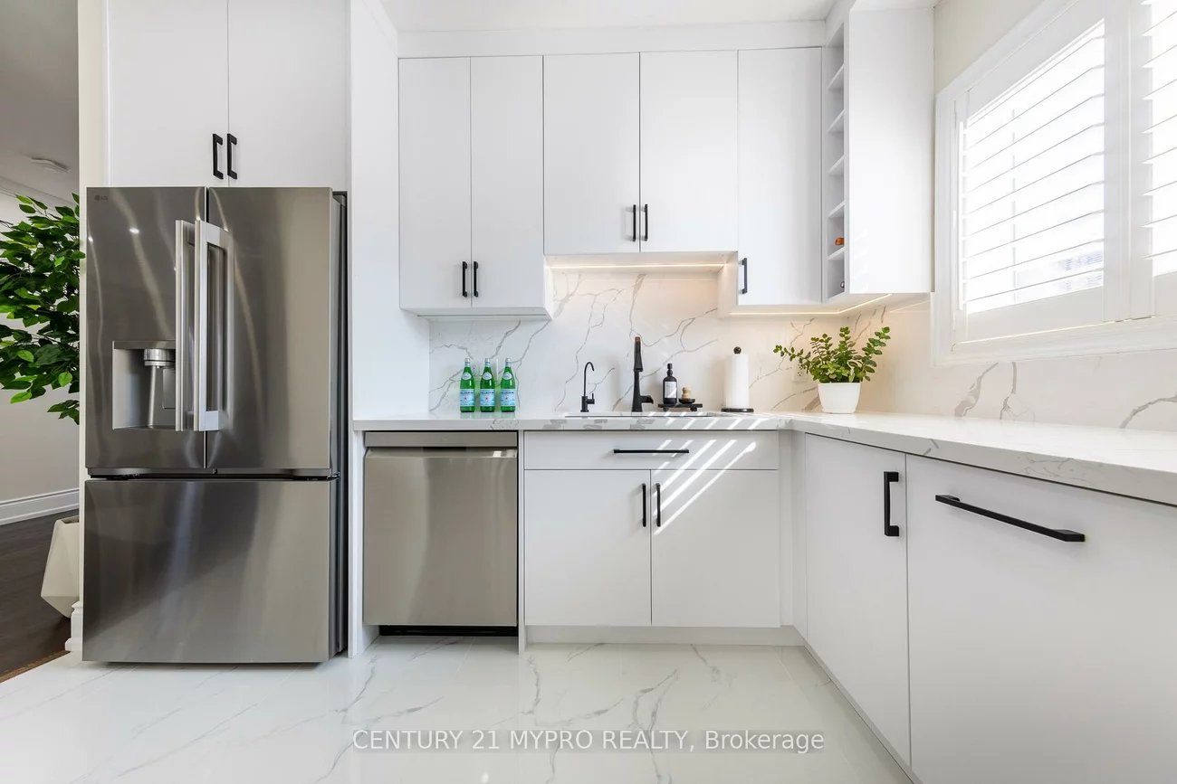 2587, Carberry, 1019 - WM Westmount, Oakville