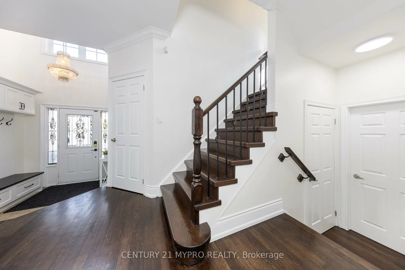 2587, Carberry, 1019 - WM Westmount, Oakville