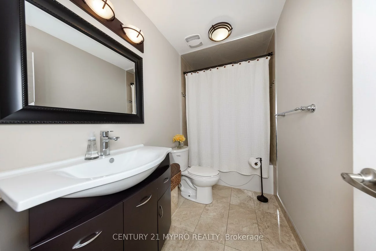 2587, Carberry, 1019 - WM Westmount, Oakville