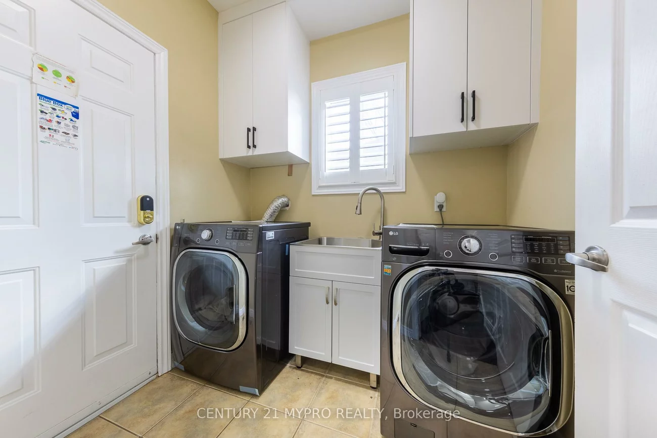 2587, Carberry, 1019 - WM Westmount, Oakville