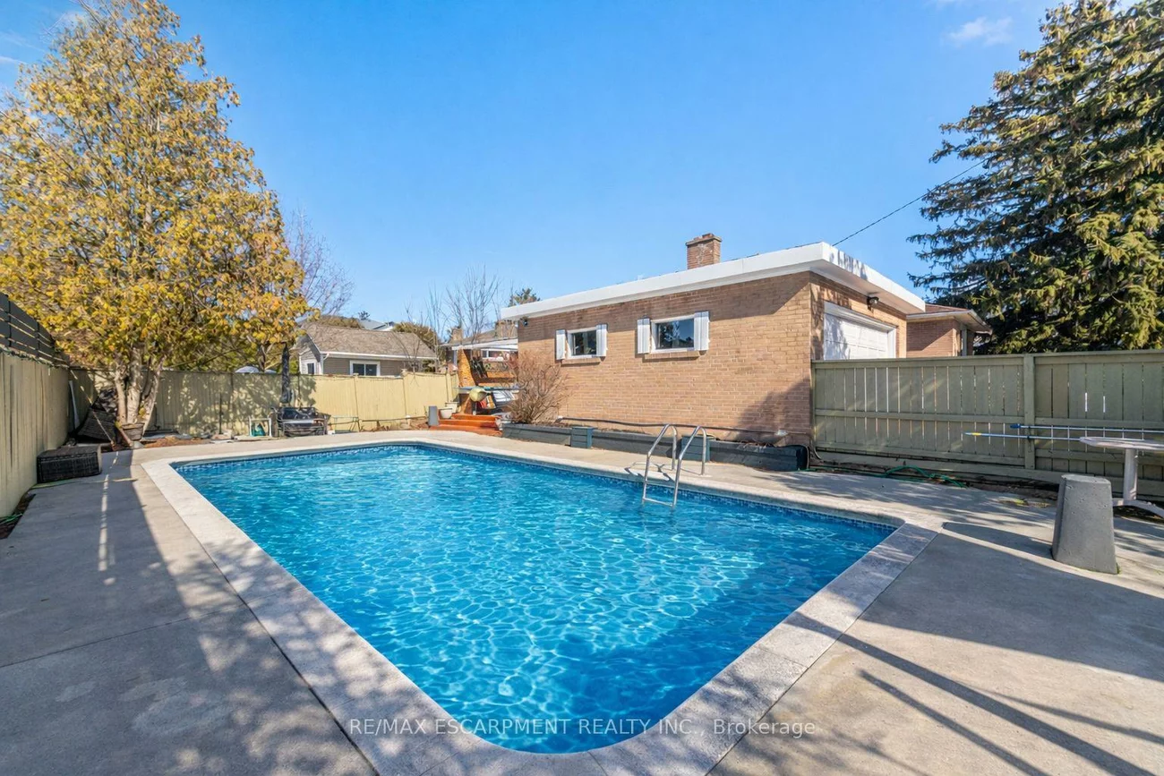 487, Wellington, 1020 - WO West, Oakville
