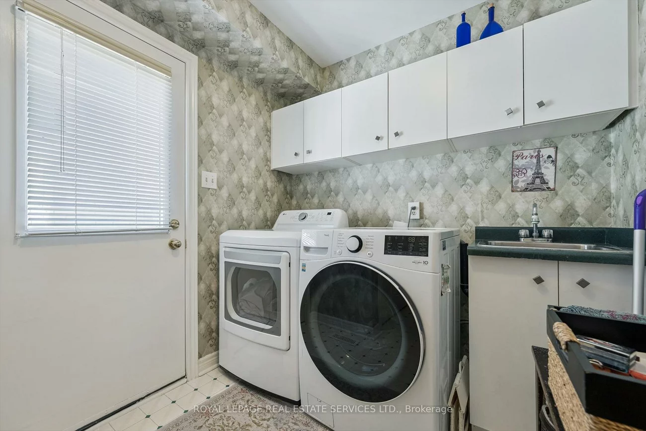 2020, Peak, 1015 - RO River Oaks, Oakville