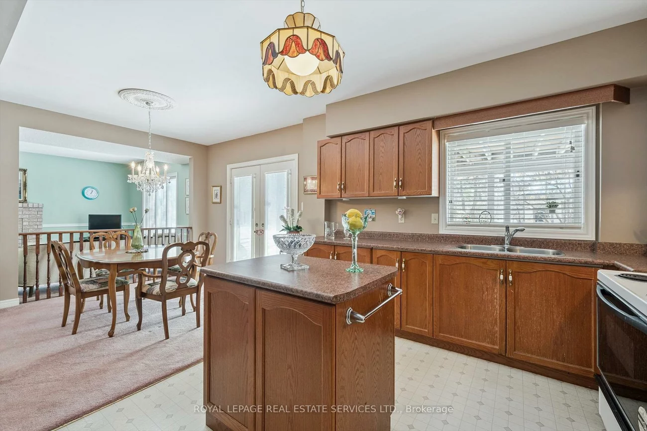 2020, Peak, 1015 - RO River Oaks, Oakville