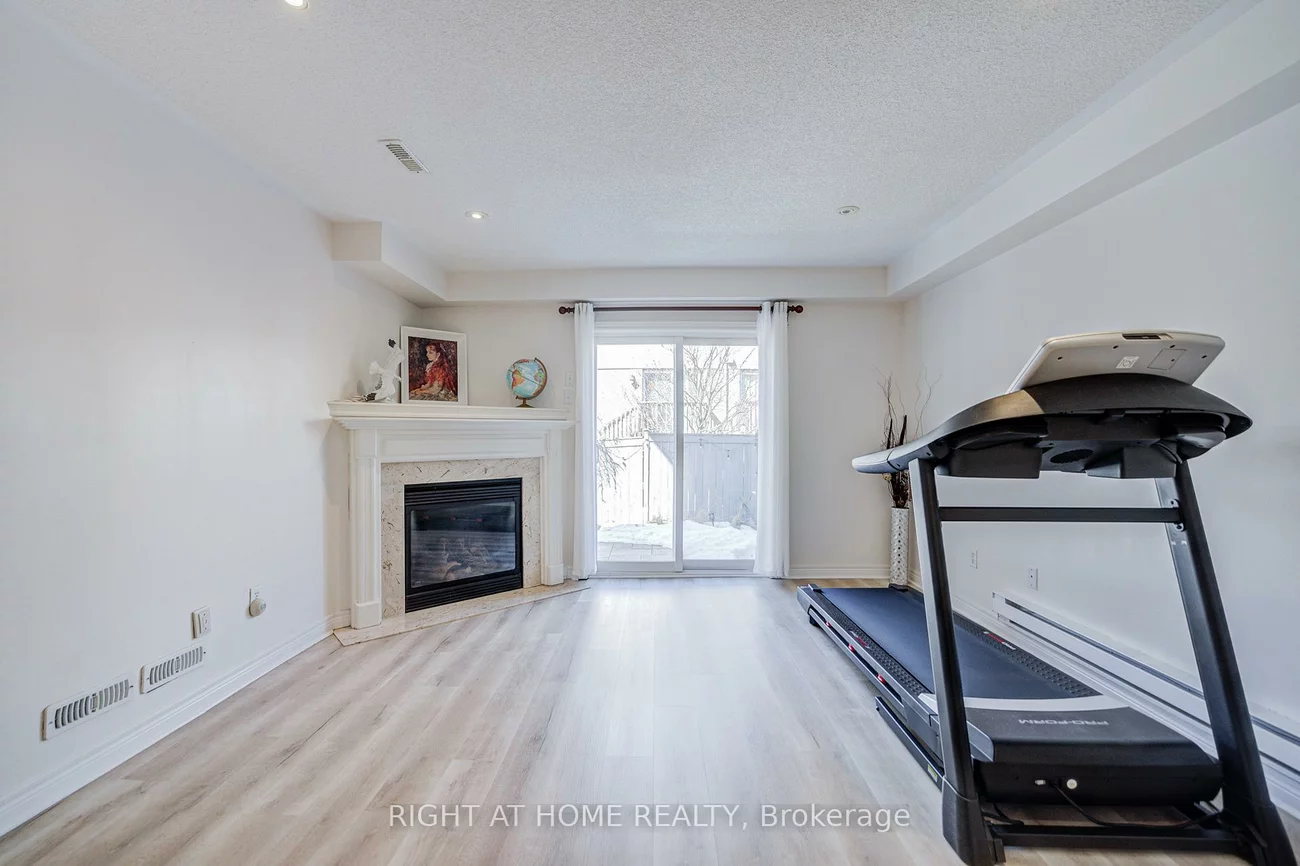 3064, Highbourne, 1000 - BC Bronte Creek, Oakville