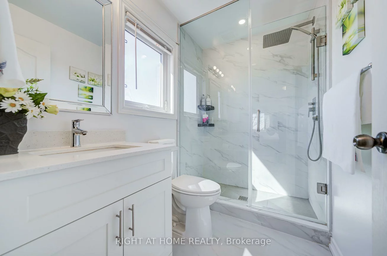 3064, Highbourne, 1000 - BC Bronte Creek, Oakville