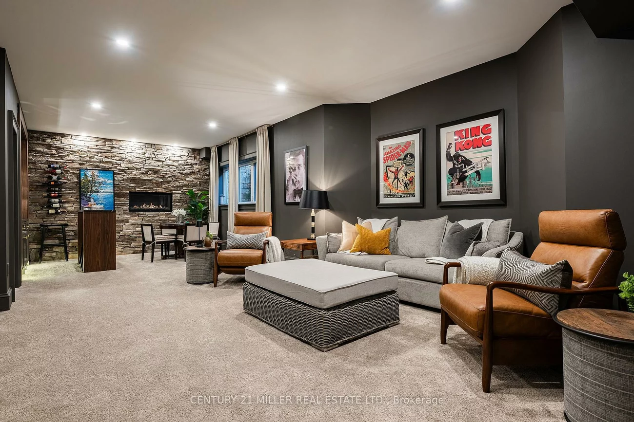 166, Watson, 1013 - OO Old Oakville, Oakville