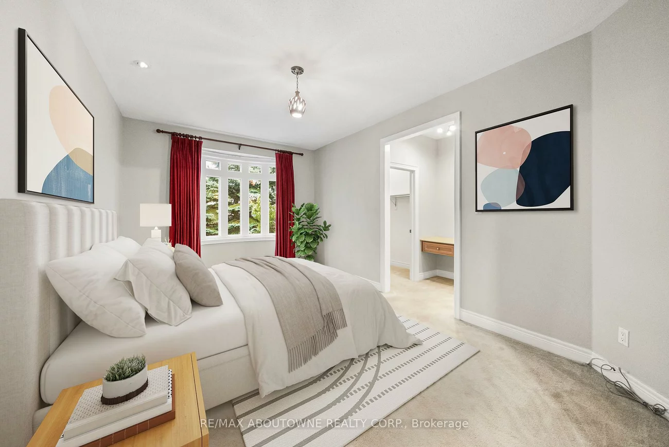 3334, Fox Run, 1001 - BR Bronte, Oakville