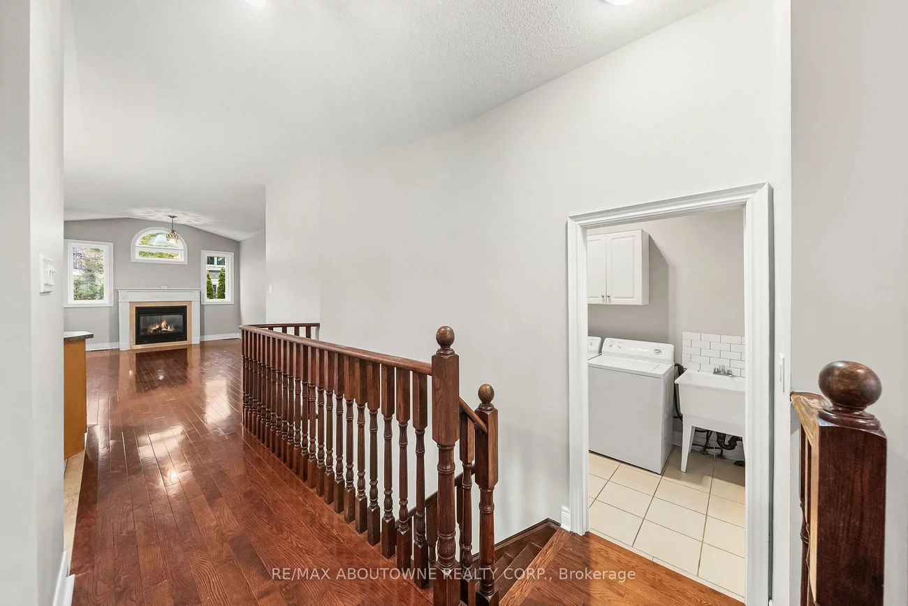 3334, Fox Run, 1001 - BR Bronte, Oakville