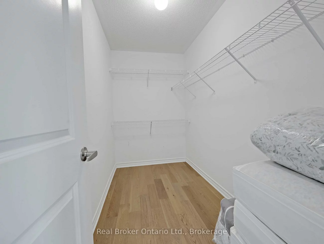 1397, William Halton, 1012 - NW Northwest, Oakville